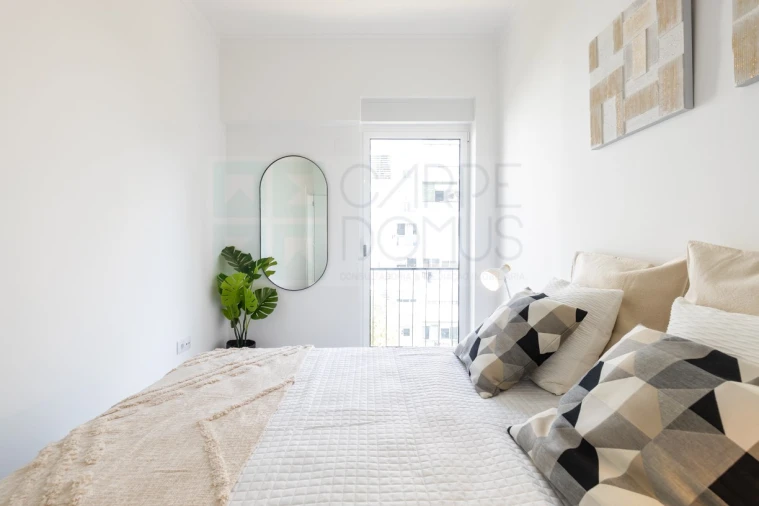 Apartamento T3 para Venda em Benfica Foto 12