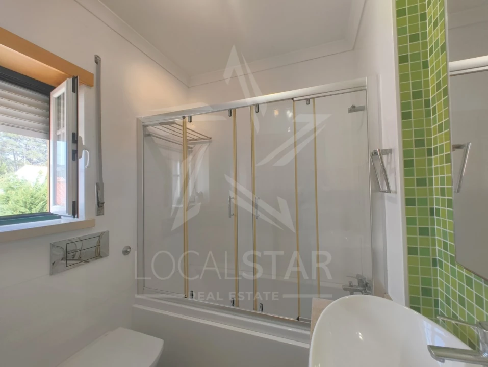 Moradia T11 para Venda em Foz do Arelho Foto 7