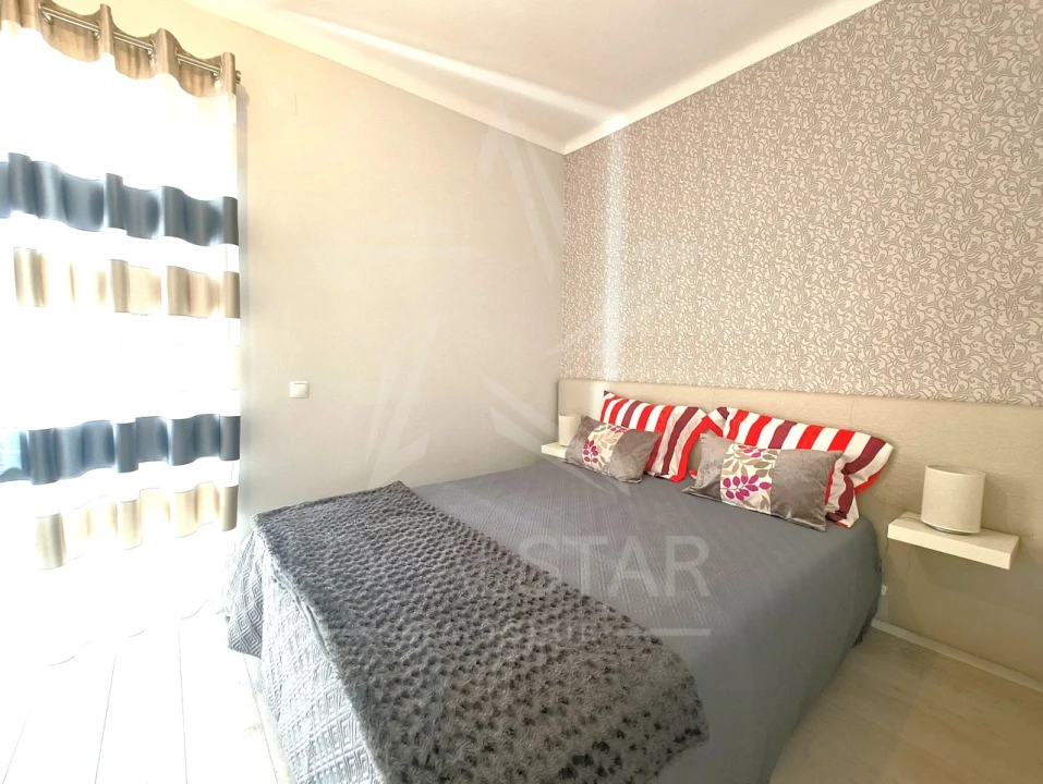 Moradia T11 para Venda em Foz do Arelho Foto 26