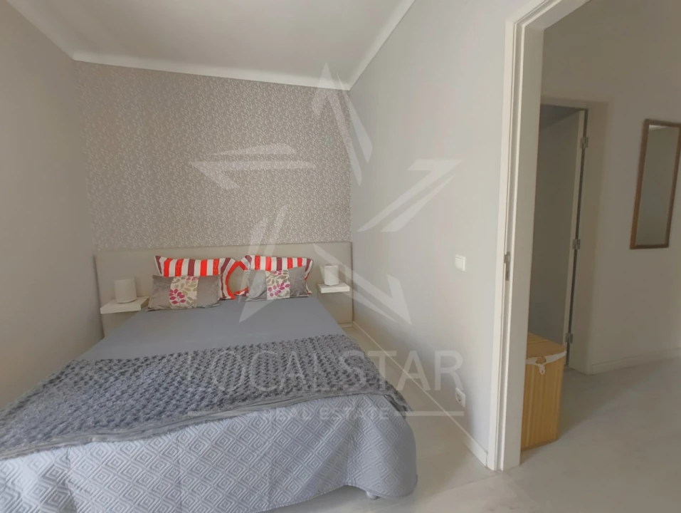 Moradia T11 para Venda em Foz do Arelho Foto 27