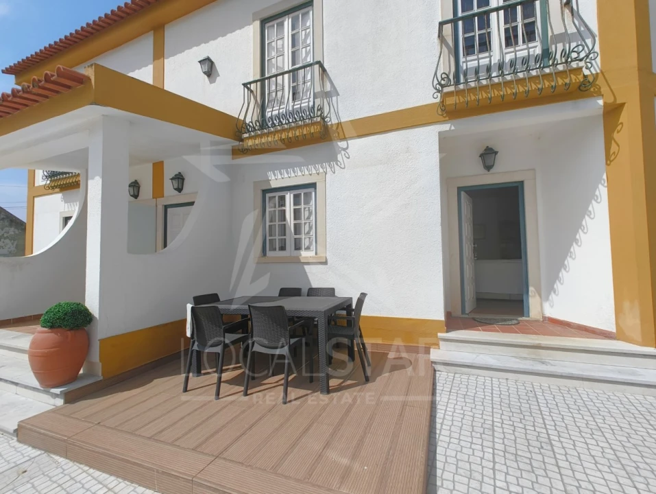 Moradia T11 para Venda em Foz do Arelho Foto 2