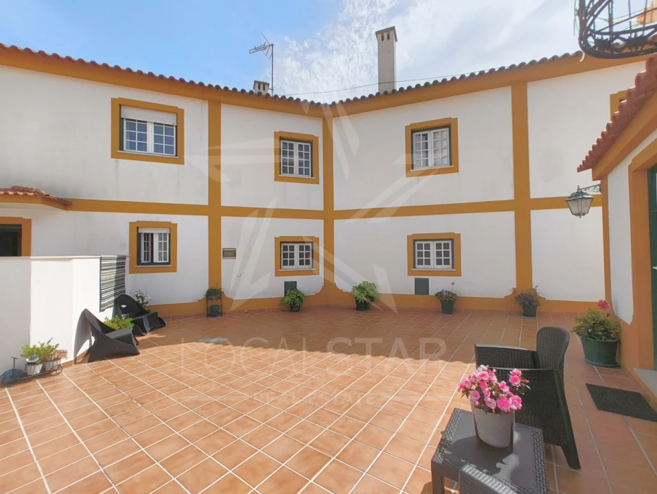 Moradia T11 para Venda em Foz do Arelho Foto 31