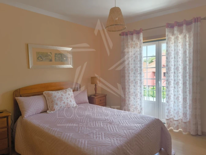 Moradia T11 para Venda em Foz do Arelho Foto 11