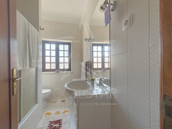 Moradia T11 para Venda em Foz do Arelho Foto 39