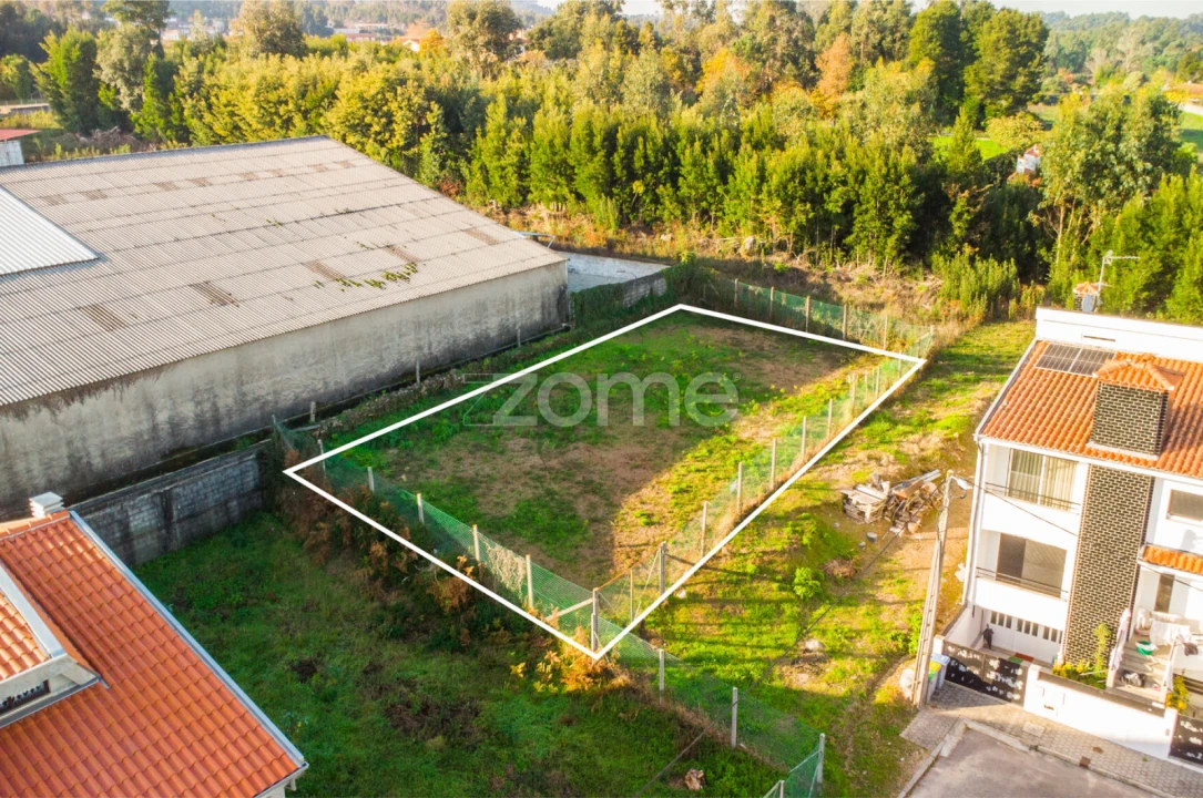 Terreno para Venda em Pedroso e Seixezelo Foto 3