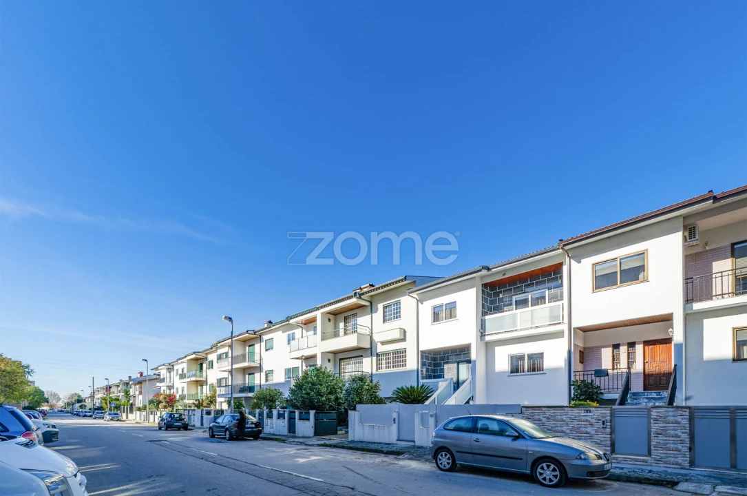 Moradia T4 para Venda em São Vitor (Braga) Foto 4