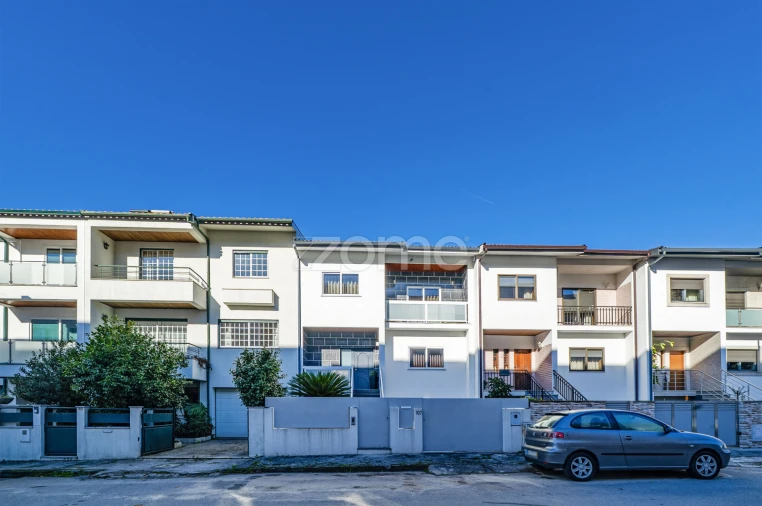 Moradia T4 para Venda em São Vitor (Braga) Foto 2