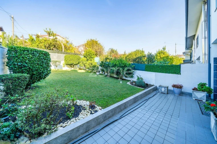 Moradia T4 para Venda em São Vitor (Braga) Foto 24