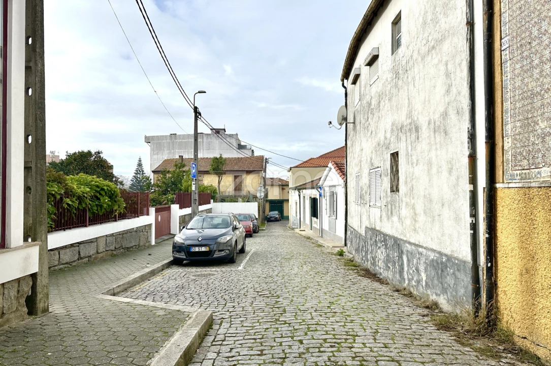 Moradia T4 para Venda em Santa Marinha e São Pedro da Afurada Foto 48