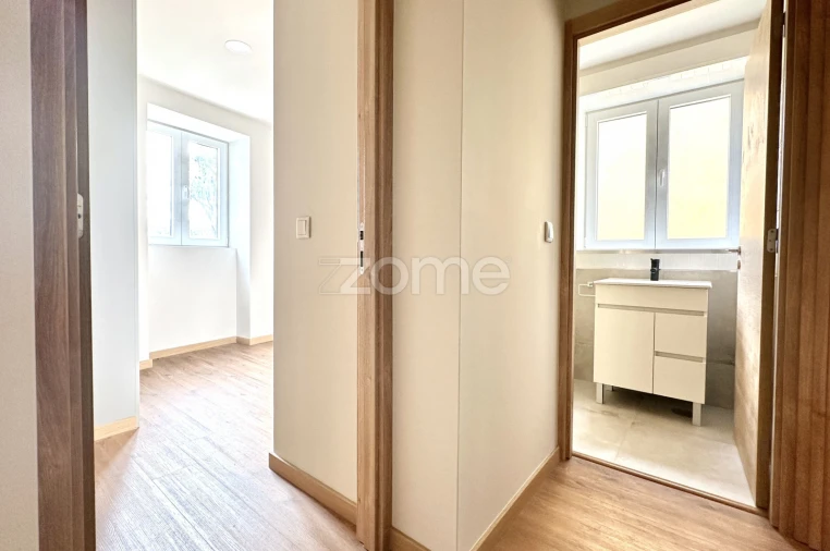 Moradia T4 para Venda em Santa Marinha e São Pedro da Afurada Foto 22