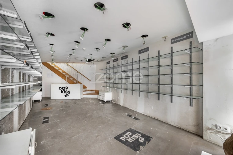 Prédio para Venda em Cedofeita, Santo Ildefonso, Sé, Miragaia, São Nicolau e Vitória Foto 2