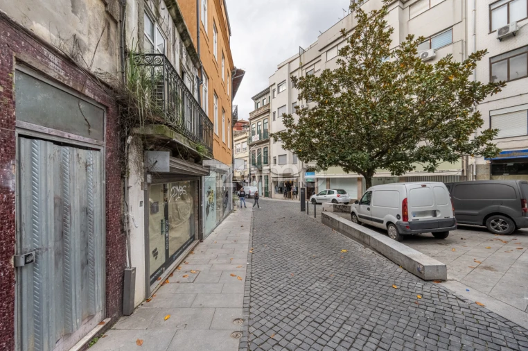 Prédio para Venda em Cedofeita, Santo Ildefonso, Sé, Miragaia, São Nicolau e Vitória Foto 14