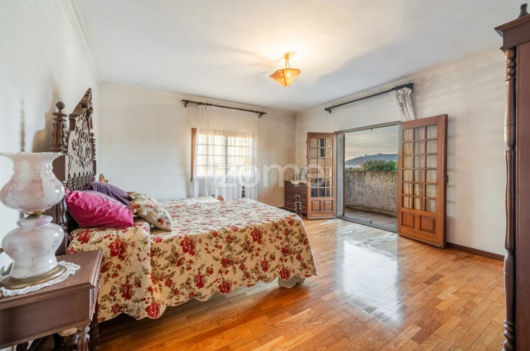 Moradia T6 para Venda em Darque Foto 1