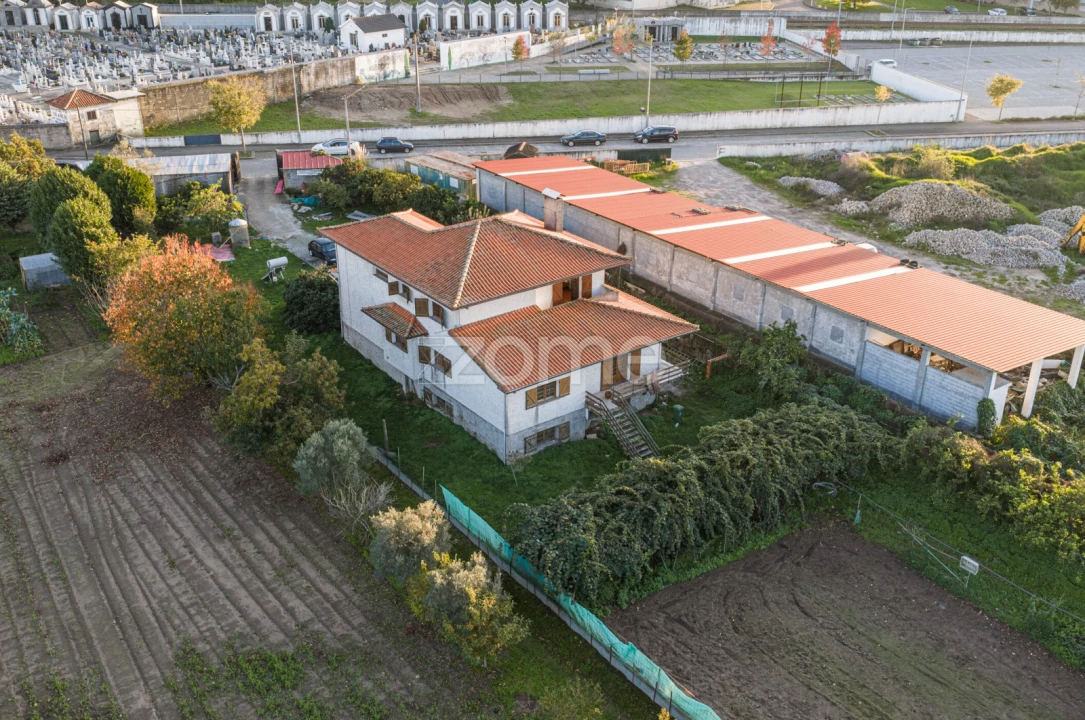 Moradia T6 para Venda em Darque Foto 23