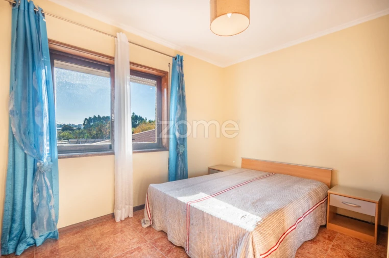 Moradia T2 para Venda em Milheiros Foto 22