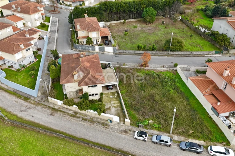 Moradia T3 para Venda em Gondifelos, Cavalões e Outiz Foto 37