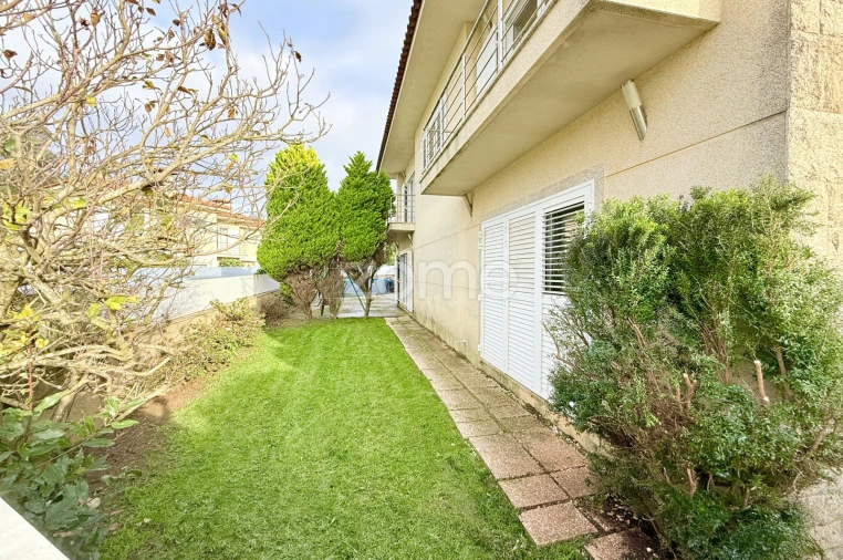 Moradia T3 para Venda em Gondifelos, Cavalões e Outiz Foto 34