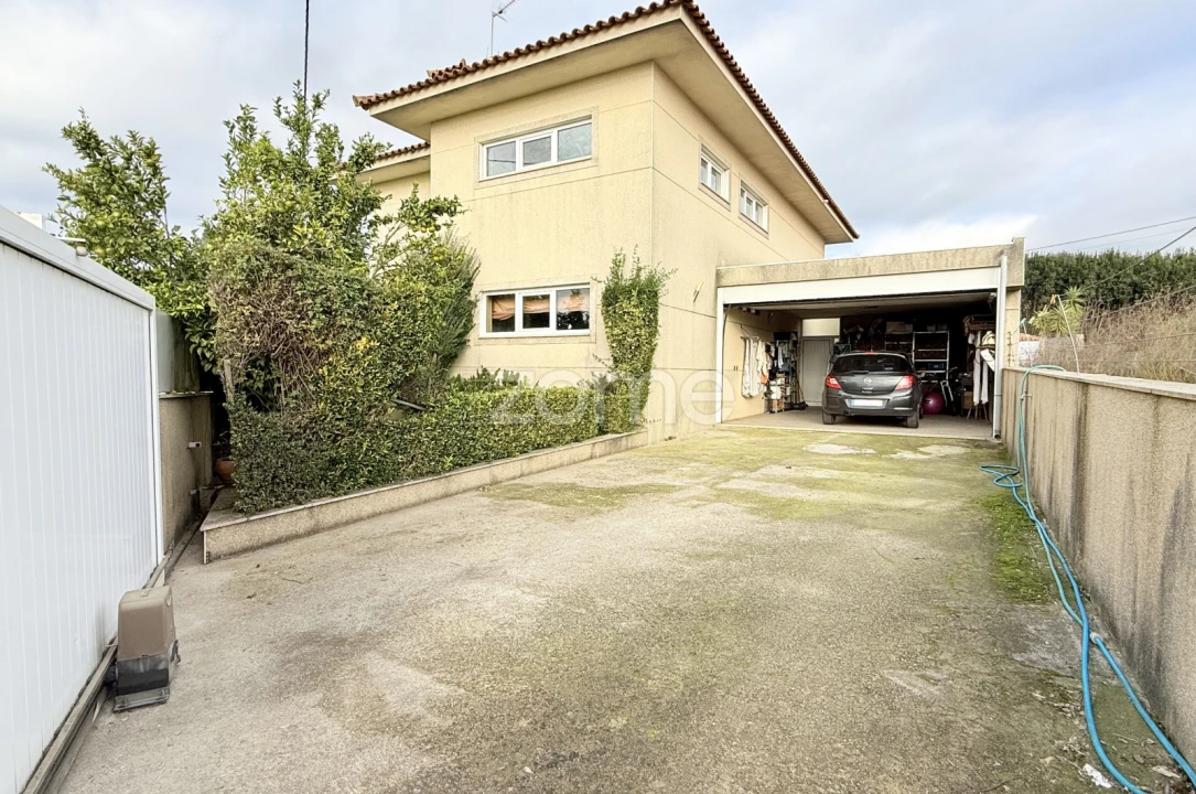 Moradia T3 para Venda em Gondifelos, Cavalões e Outiz Foto 3