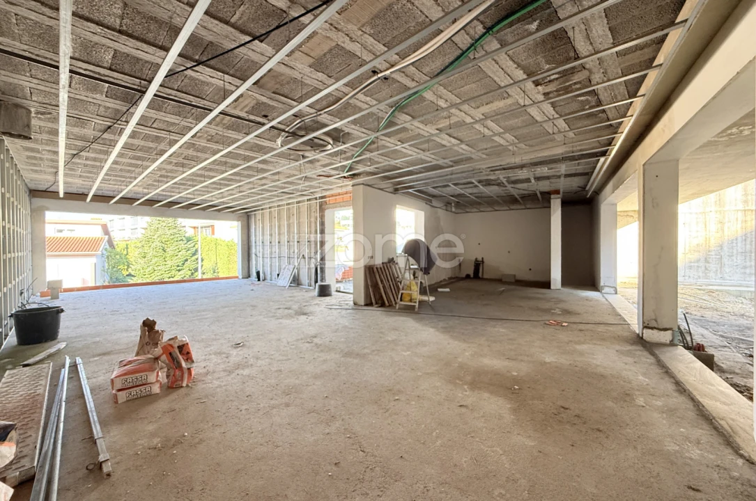 Moradia T3 para Venda em Brufe Foto 32