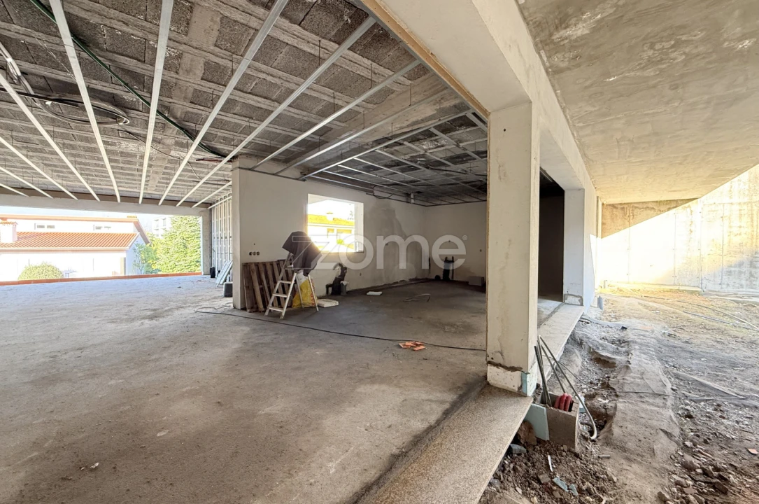 Moradia T3 para Venda em Brufe Foto 33