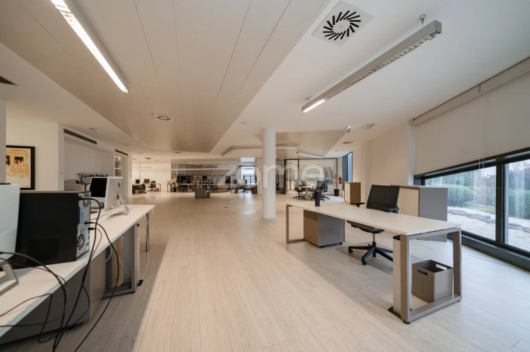 Terreno Comércio / Armazém para Venda em Barcelos, V.Boa, V.Frescainha Foto 10