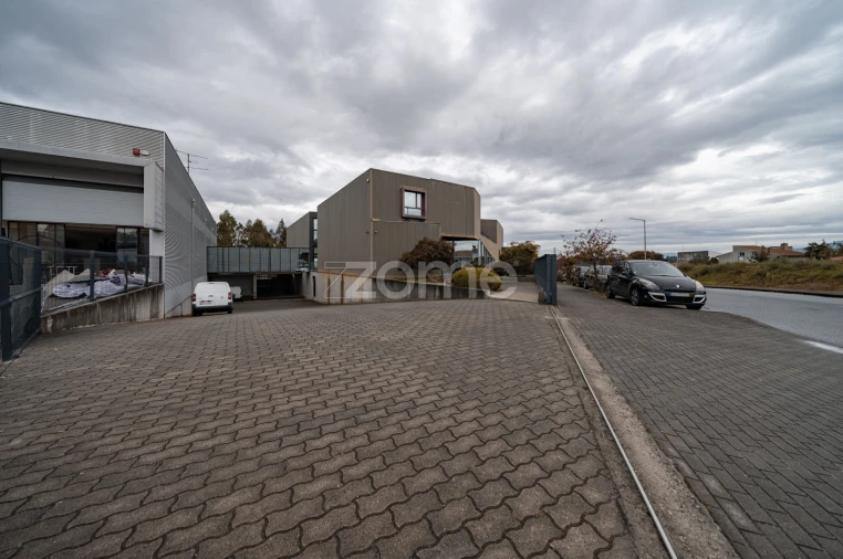 Terreno Comércio / Armazém para Venda em Barcelos, V.Boa, V.Frescainha Foto 41