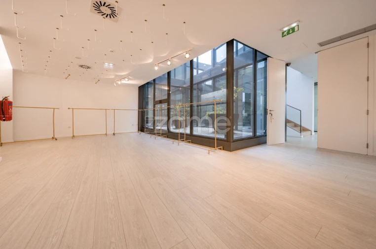 Terreno Comércio / Armazém para Venda em Barcelos, V.Boa, V.Frescainha Foto 4