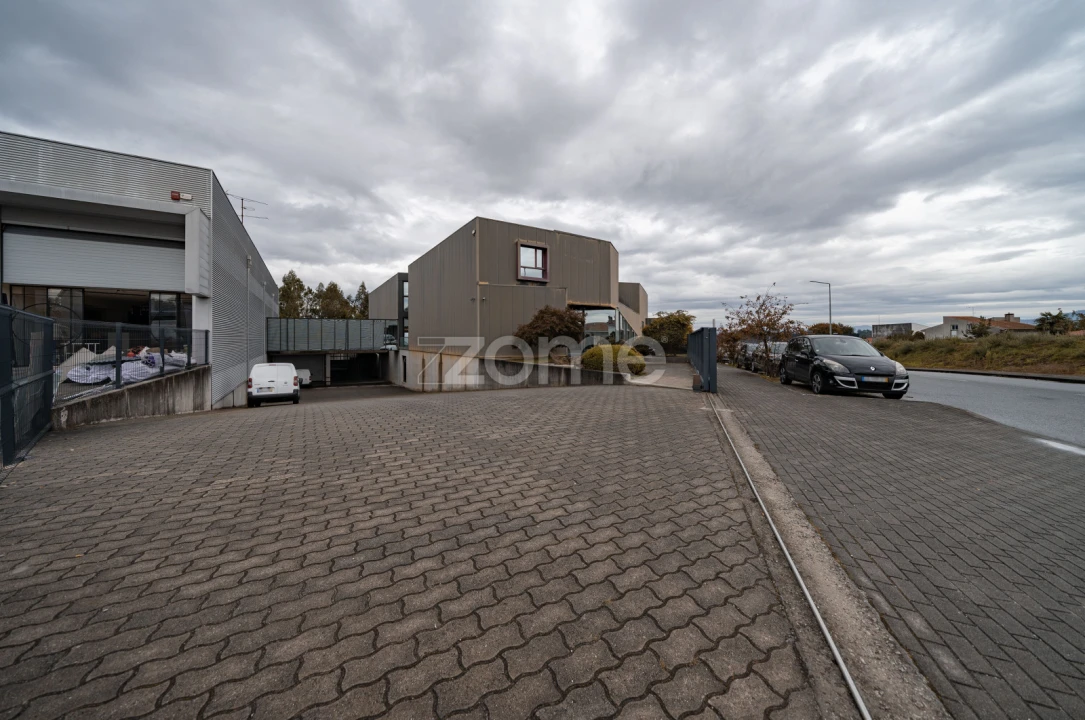 Terreno Comércio / Armazém para Venda em Barcelos, V.Boa, V.Frescainha Foto 41