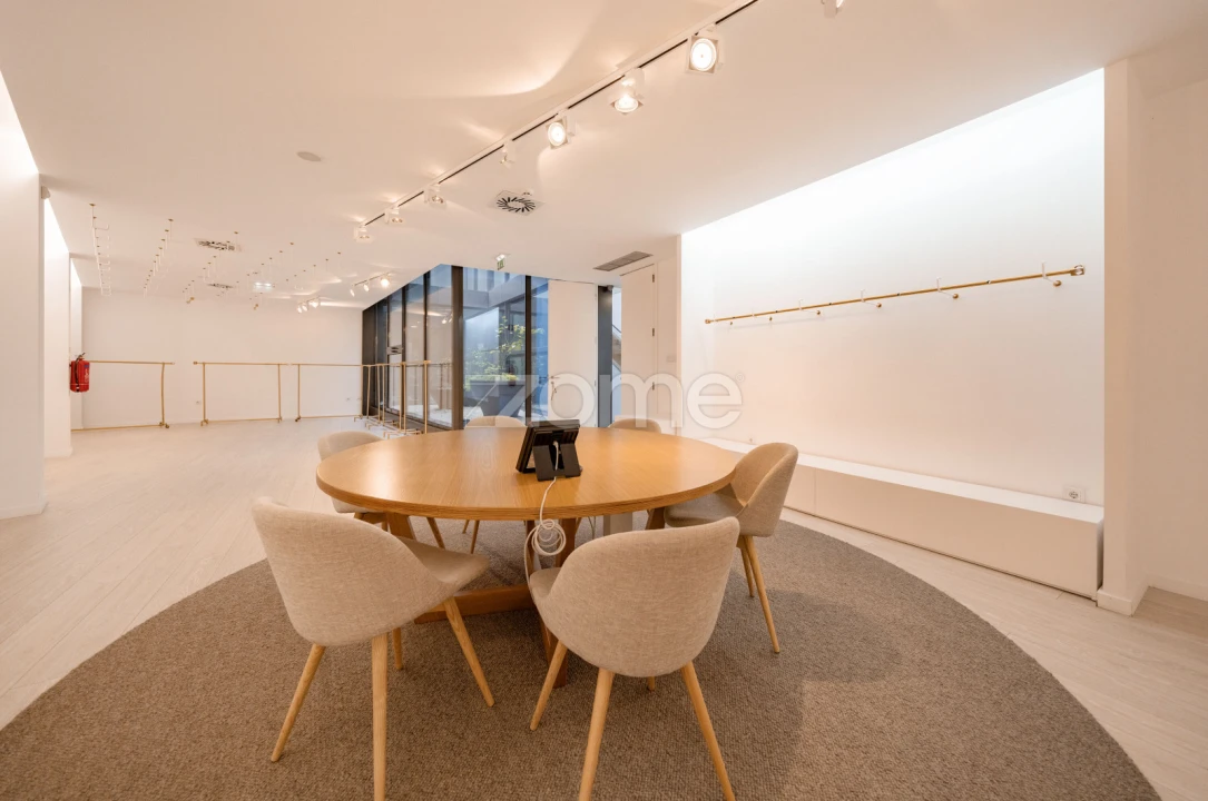 Terreno Comércio / Armazém para Venda em Barcelos, V.Boa, V.Frescainha Foto 5