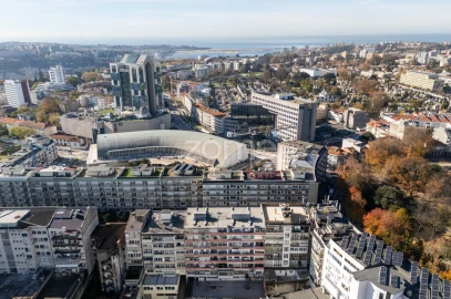 Apartamento T5 para Arrendamento em Cedofeita, Santo Ildefonso, Sé, Miragaia, São Nicolau e Vitória