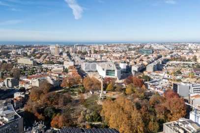 Apartamento T5 para Arrendamento em Cedofeita, Santo Ildefonso, Sé, Miragaia, São Nicolau e Vitória