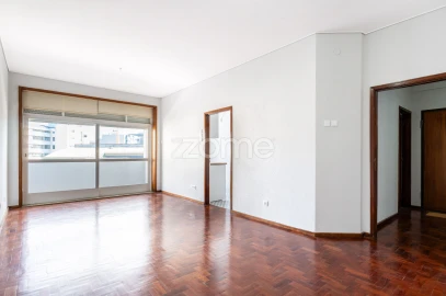 Apartamento T5 para Arrendamento em Cedofeita, Santo Ildefonso, Sé, Miragaia, São Nicolau e Vitória