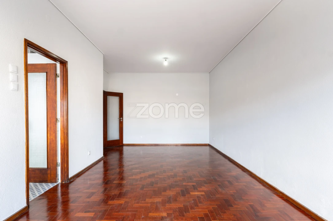 Apartamento T5 para Arrendamento em Cedofeita, Santo Ildefonso, Sé, Miragaia, São Nicolau e Vitória Foto 5