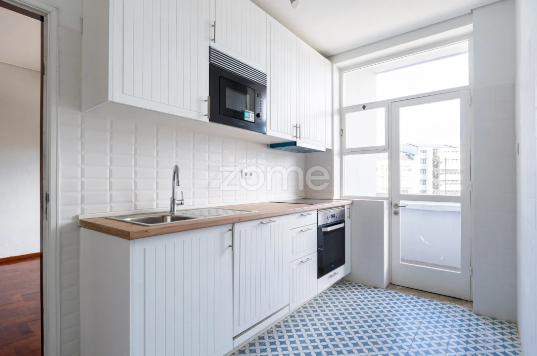 Apartamento T5 para Arrendamento em Cedofeita, Santo Ildefonso, Sé, Miragaia, São Nicolau e Vitória Foto 1