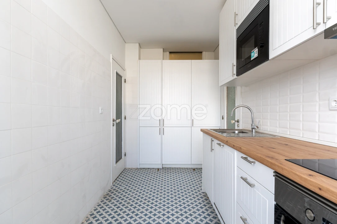 Apartamento T5 para Arrendamento em Cedofeita, Santo Ildefonso, Sé, Miragaia, São Nicolau e Vitória Foto 8