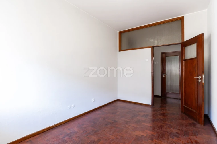 Apartamento T5 para Arrendamento em Cedofeita, Santo Ildefonso, Sé, Miragaia, São Nicolau e Vitória Foto 18