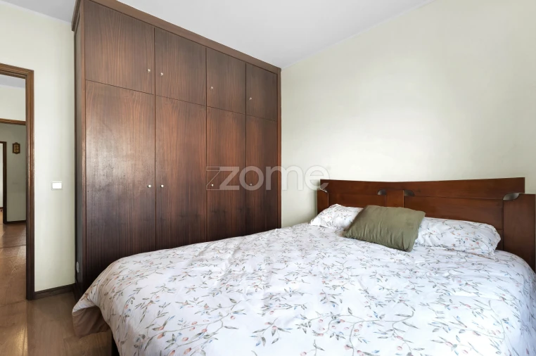 Apartamento T3 para Venda em Vila Chã Foto 18