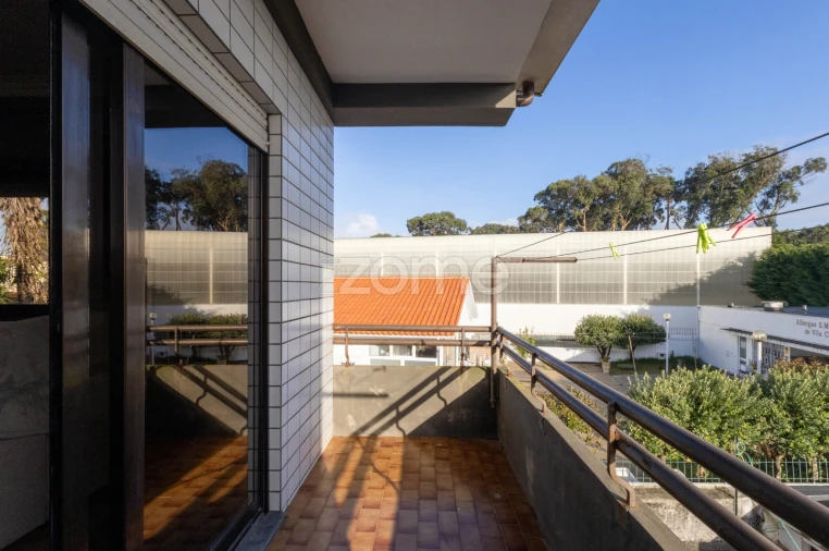 Apartamento T3 para Venda em Vila Chã Foto 4