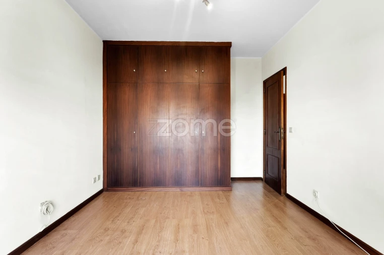 Apartamento T3 para Venda em Vila Chã Foto 14