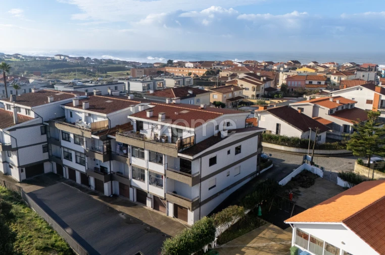 Apartamento T3 para Venda em Vila Chã Foto 25