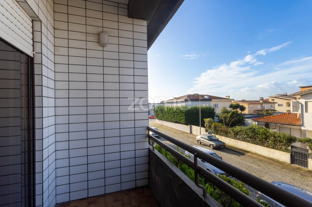Apartamento T3 para Venda em Vila Chã Foto 19