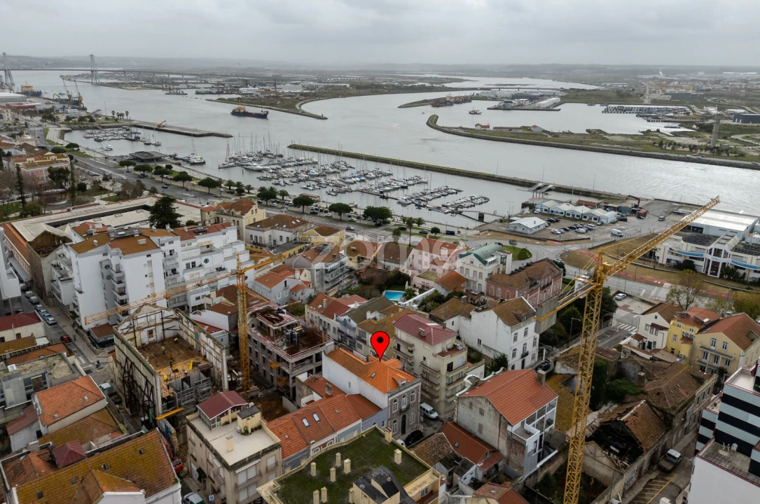 Moradia T12 para Venda em Buarcos Foto 58