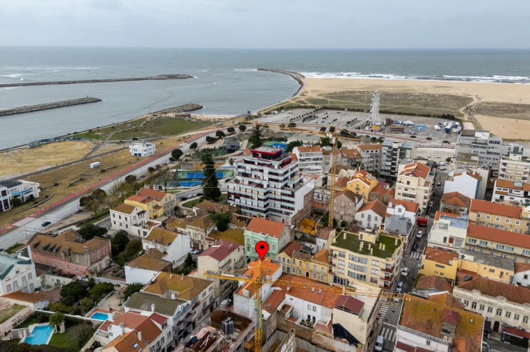 Moradia T12 para Venda em Buarcos Foto 11