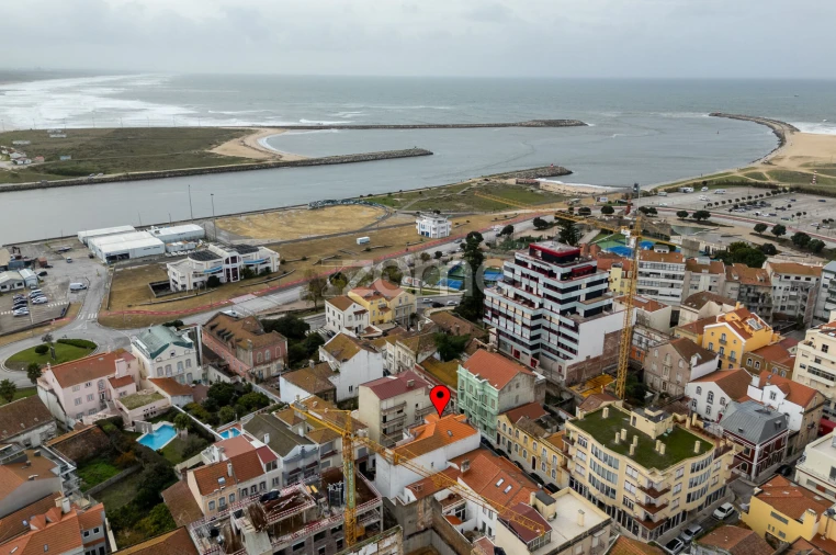 Moradia T12 para Venda em Buarcos Foto 12