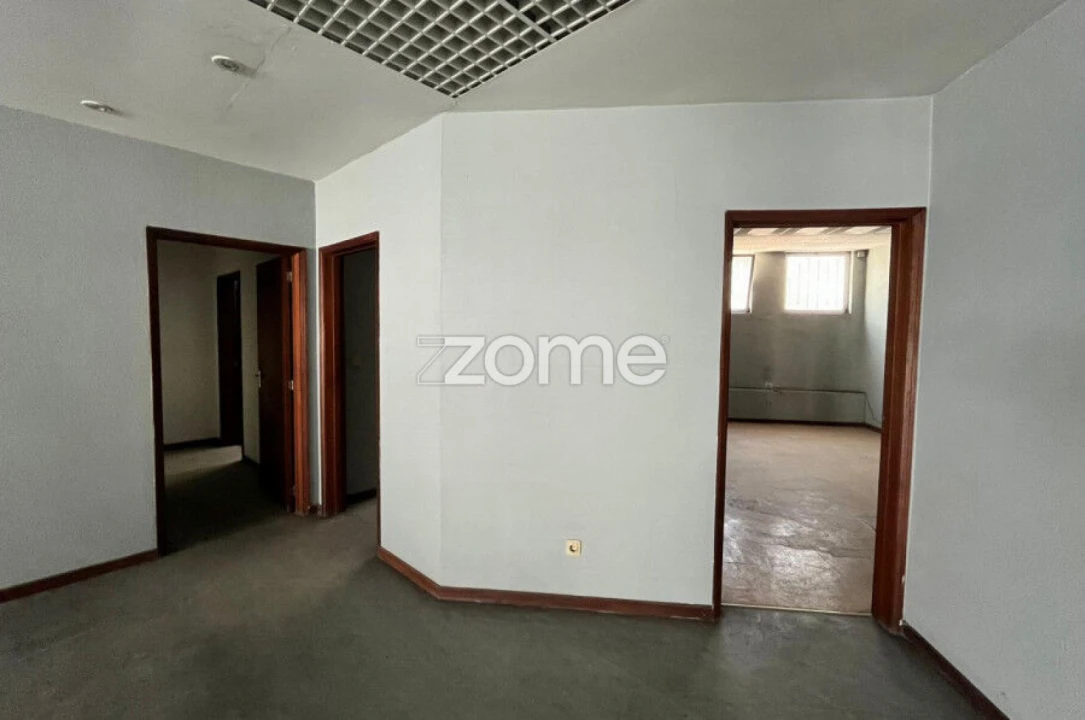 Negócio para Arrendamento em Viseu Foto 6