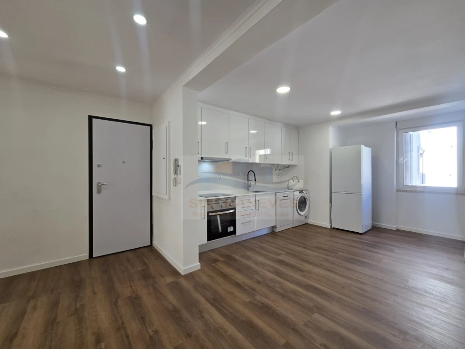 Apartamento T2 para Venda em Venteira Foto 1