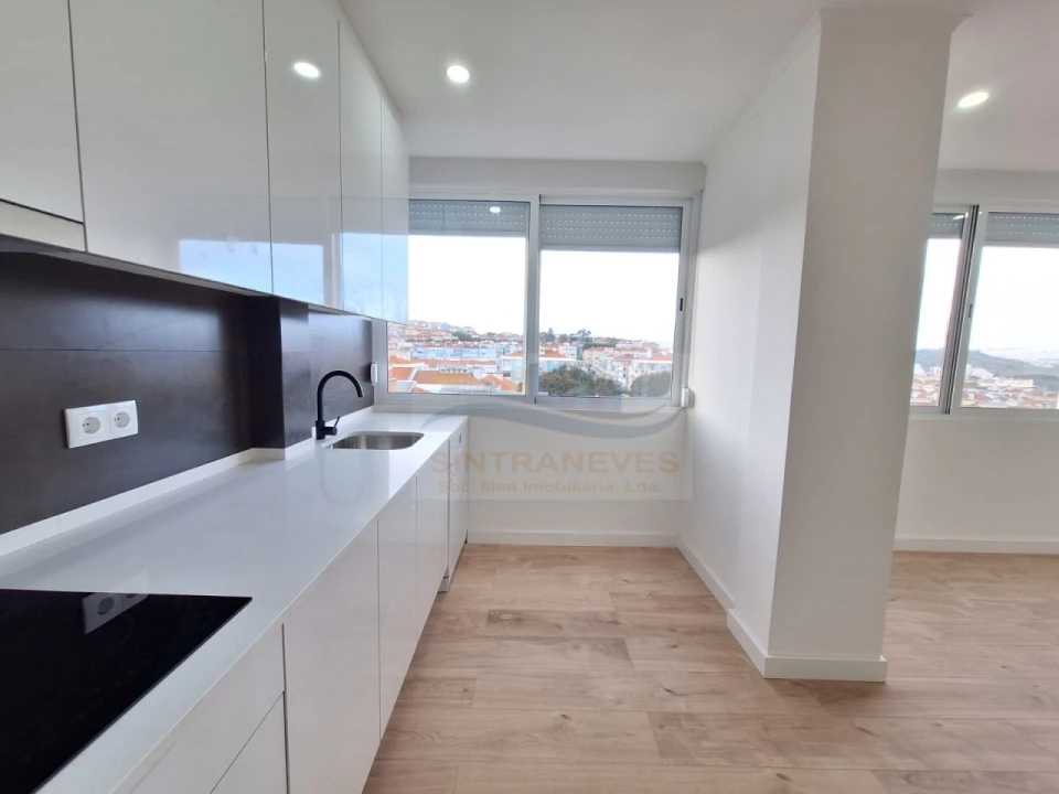 Apartamento T4 para Venda em Águas Livres Foto 6