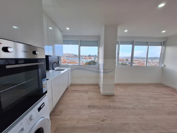 Apartamento T4 para Venda em Águas Livres Foto 3