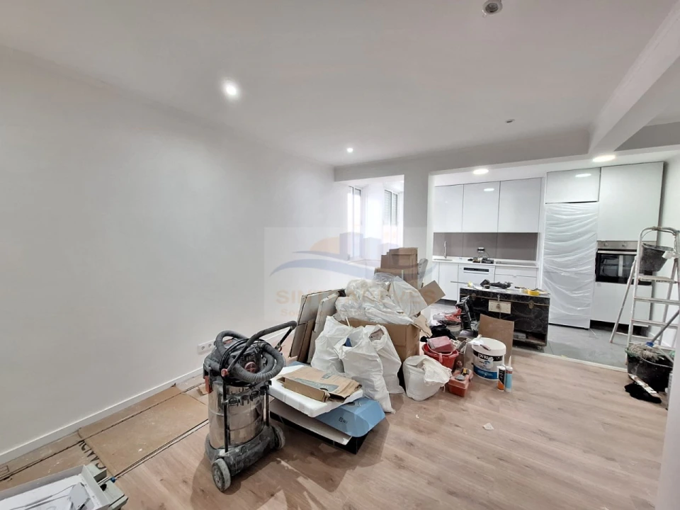 Apartamento T3 para Venda em Águas Livres Foto 4