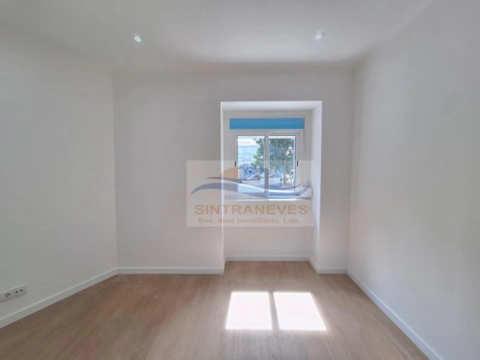 Apartamento T2 para Venda em Mina de Água Foto 5